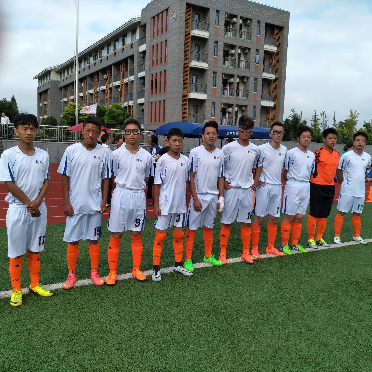 九游娱乐-举重公开赛，燕赵玄武队与渝州闪电队鏖战，VAR改判成焦点！节奏掌控在手的简单介绍