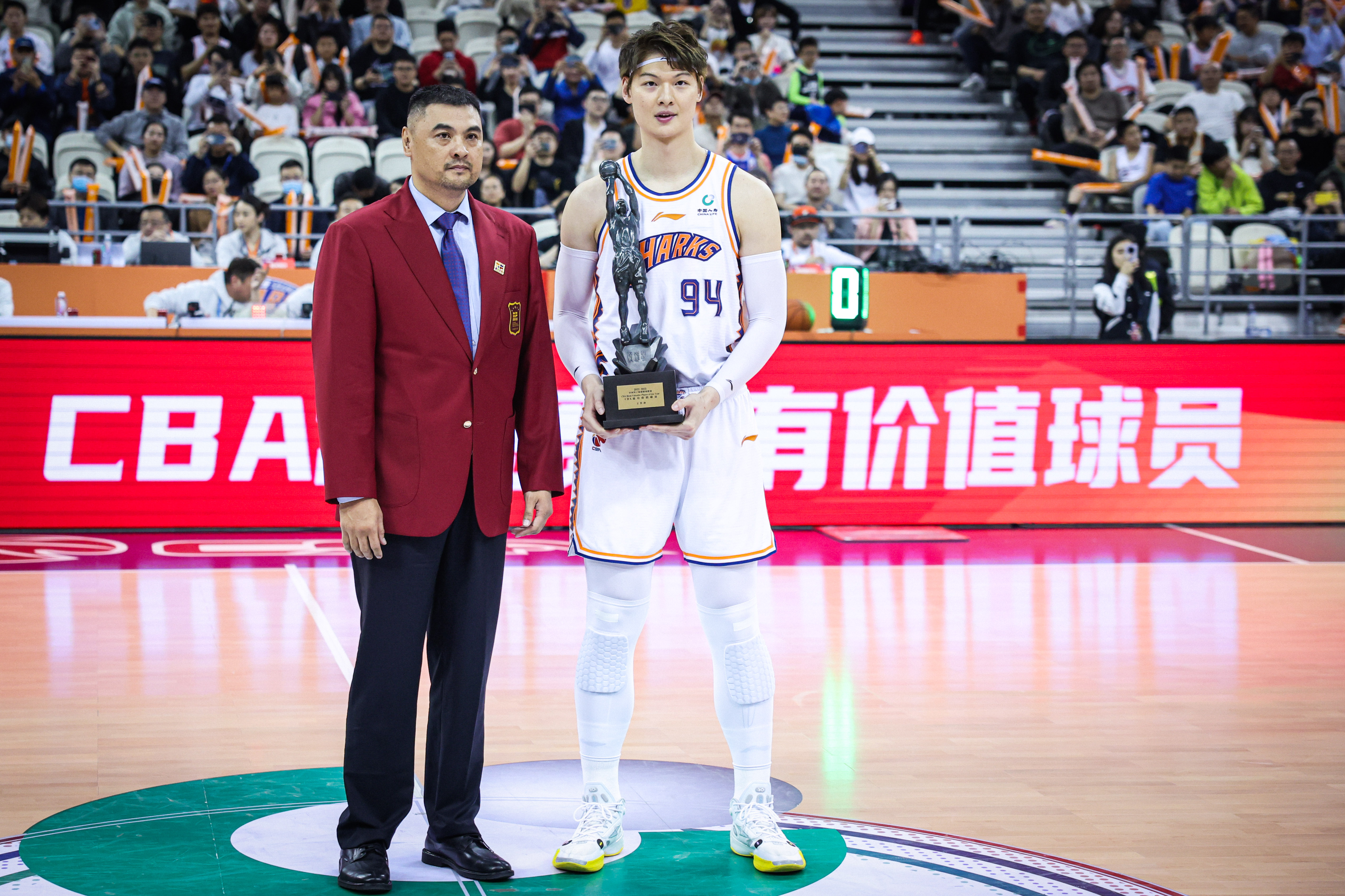 九游体育-大师赛巅峰对决!江汉火狐队惊险晋级三湘青龙队,摔跤赛场再起波澜;冲刺阶段不容有失